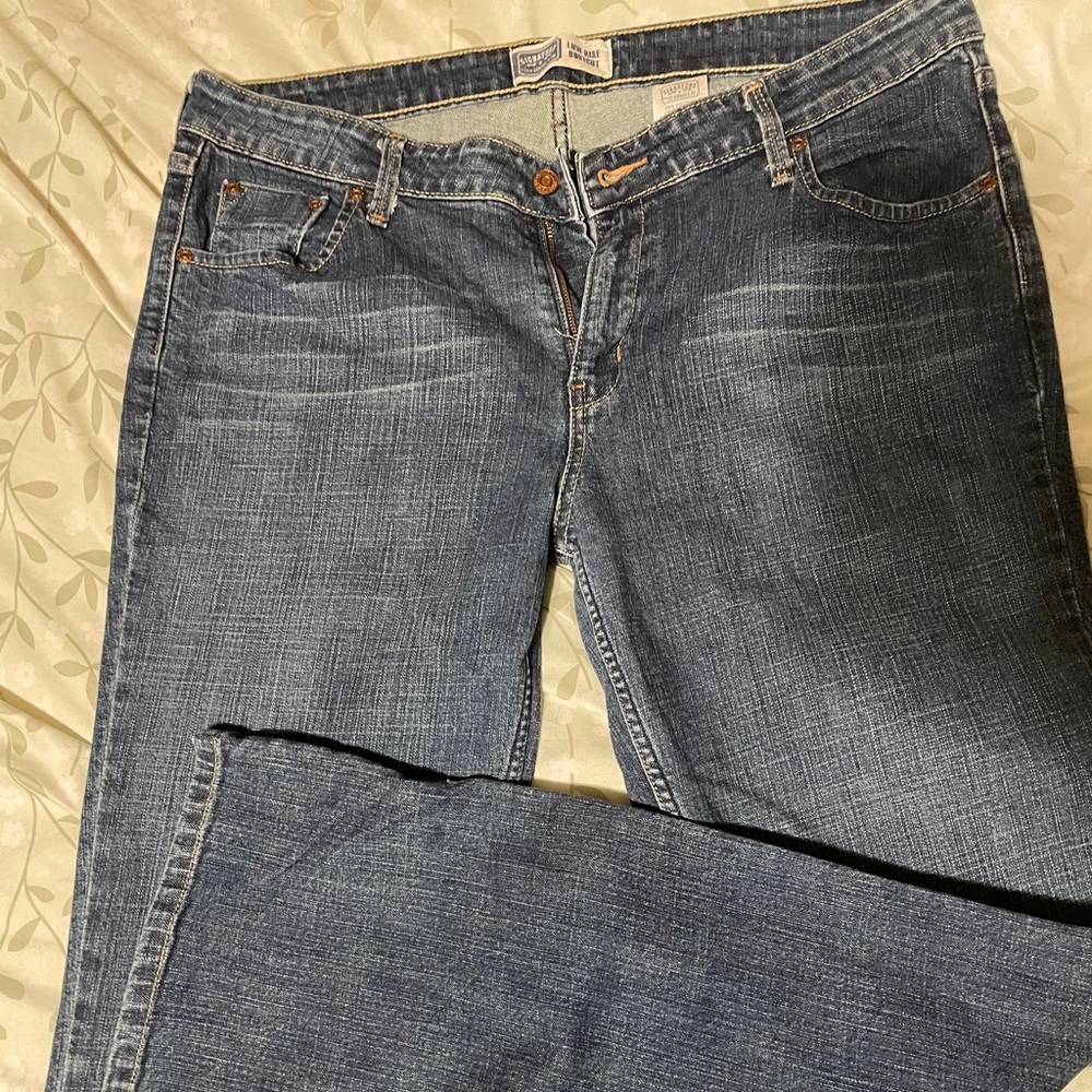 Levi’s Signature Jeans